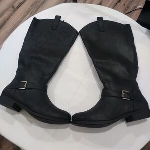 Sleek Black Over the Knee Boots